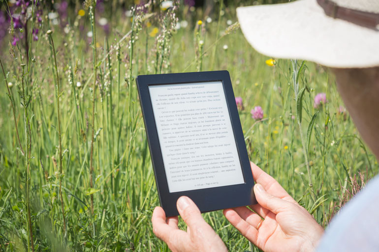 amazon-kindle-ereader-e-ink-tablet-vs-boox-note-air