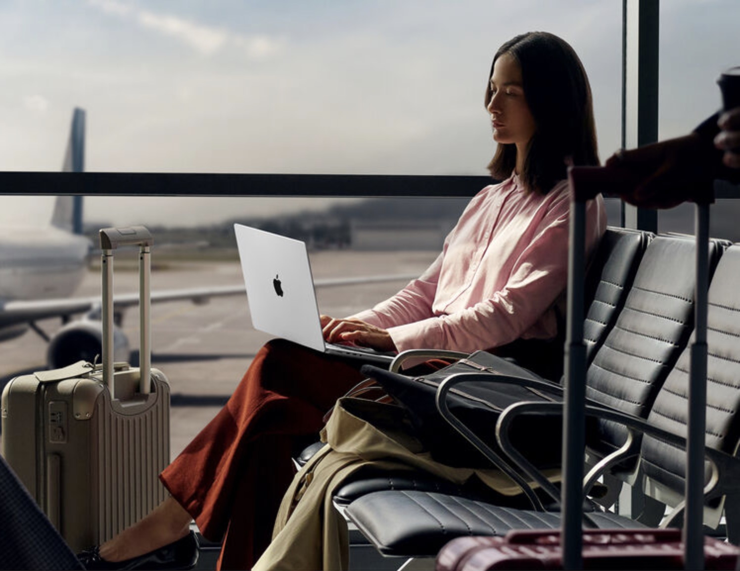 Apple MacBook Pro nano-texture display angle view