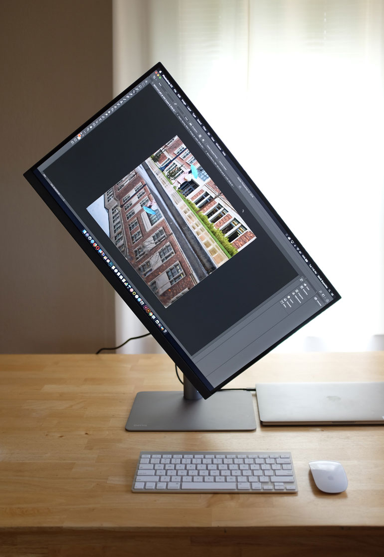 benq-photoshop-monitor-rotate