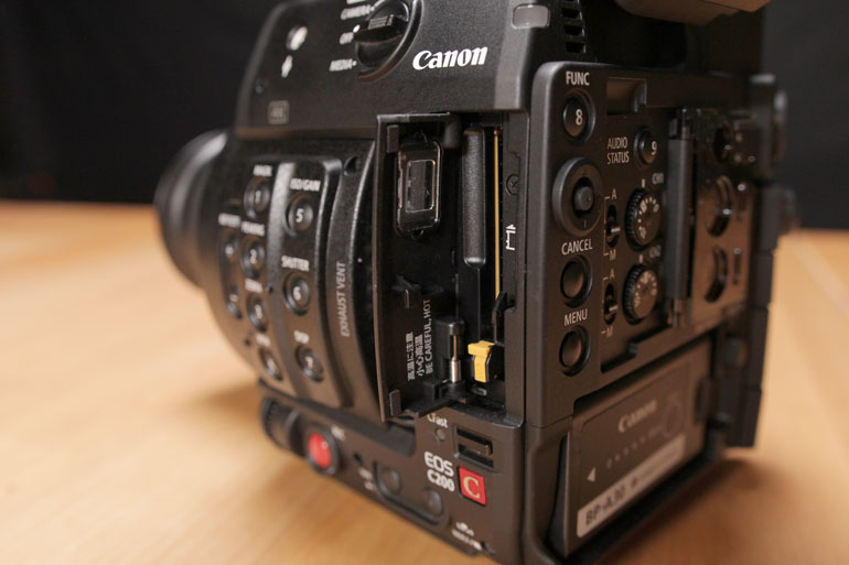 canon-c200-cfast-slot