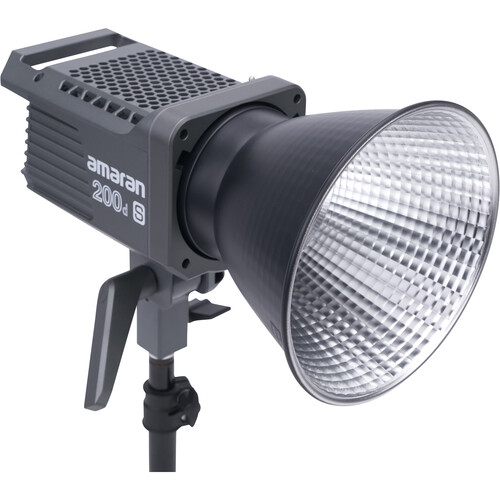 Amaran COB 200d S LED monolight with reflector
