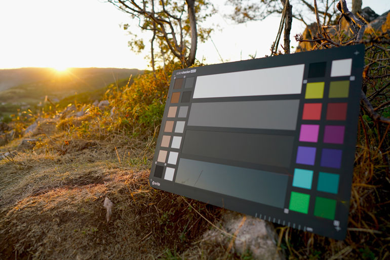 holiday-gift-ideas-filmmakers-colorchecker