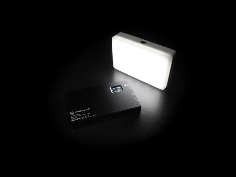 lumecube-mini-panel-led-light-rgb