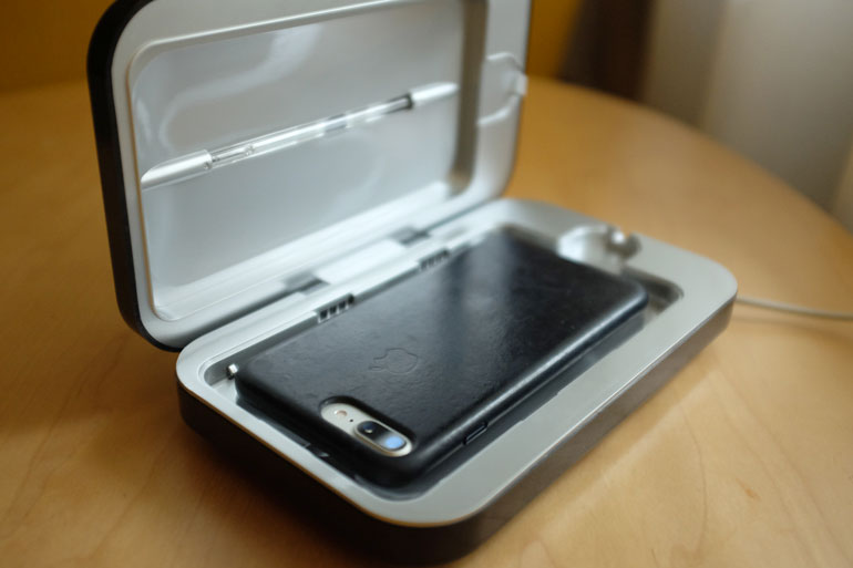 phonesoap-phone-cleaner-case