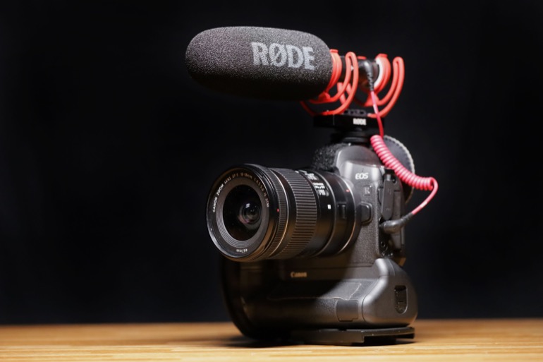 rode-videomic-ntg-canon-eos-r-mirrorless