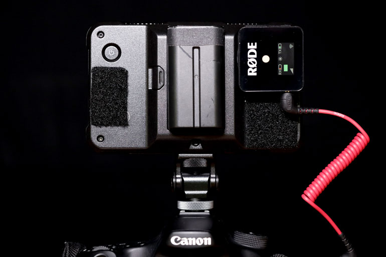 rode-wireless-go-camera-monitor-mount