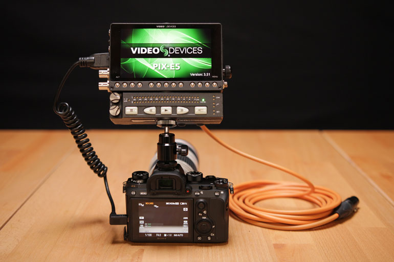 video-devices-xlr-adapter-sony-mirrorless