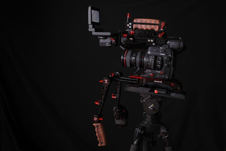 zacuto-recoil-pro-with-trigger-grips